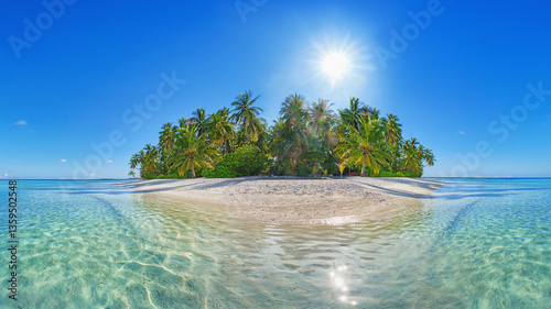 Fototapeta Naklejka Na Ścianę i Meble -  Palm trees and clean, transparent turquoise water on the Beautiful maldives tropical island - Panorama