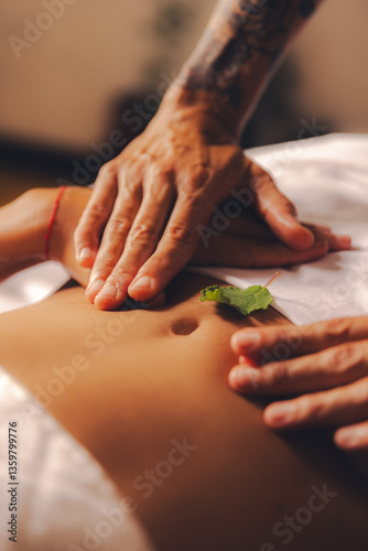Sanfte Ayurveda-Massage – Entspannung, Heilung und Achtsamkeit durch Berührung