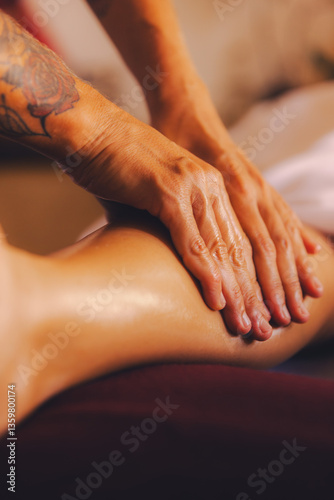 Sanfte Ayurveda-Massage – Entspannung, Heilung und Achtsamkeit durch Berührung