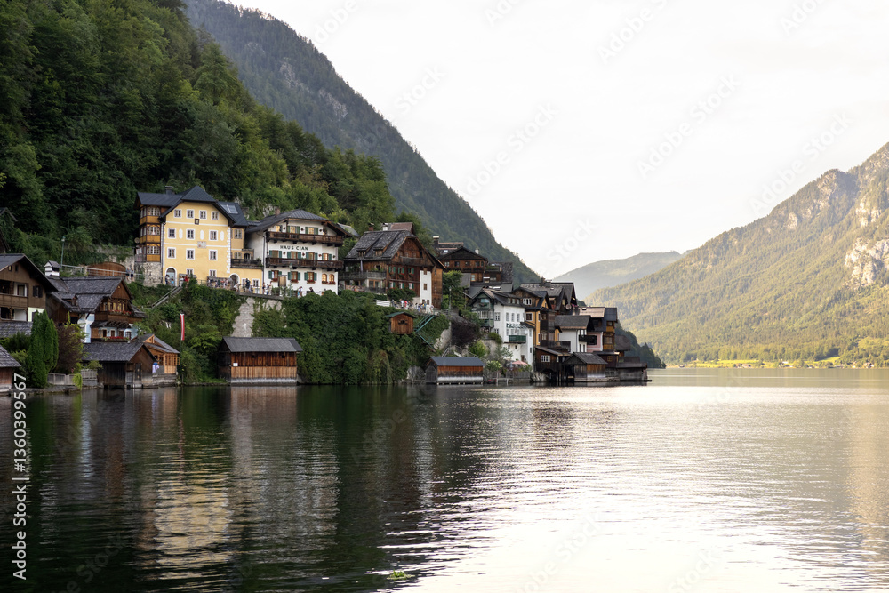Fototapeta premium Summer holidays in Hallstatt Austria