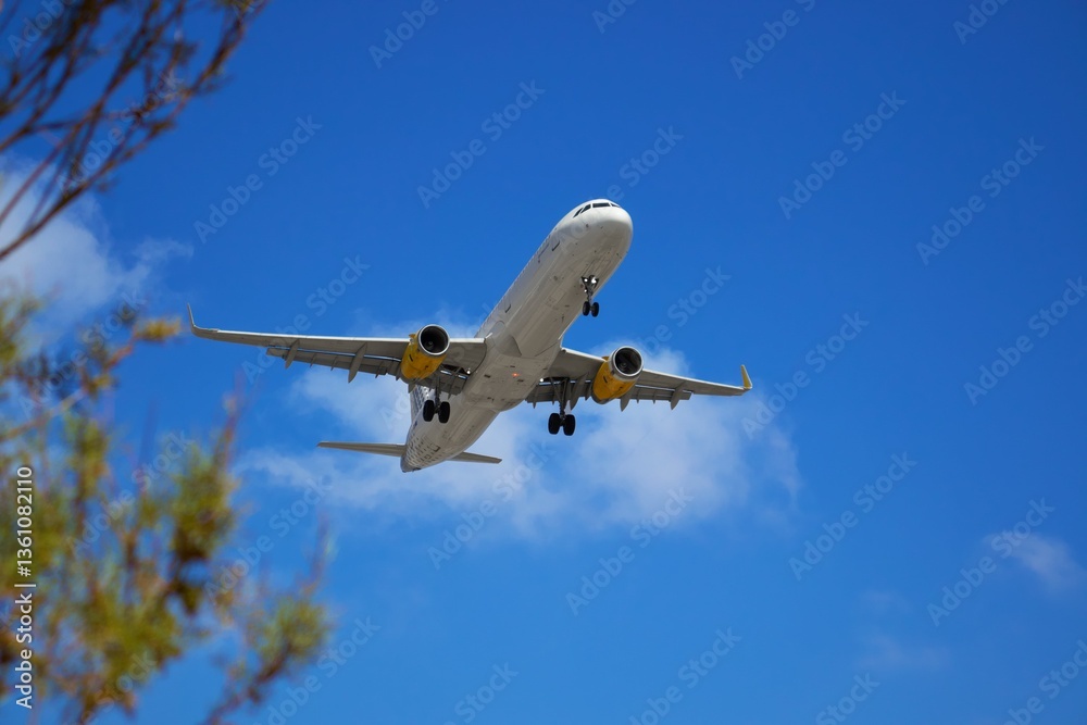 Airbus A321 landing on runway 24R at Josep Tarradellas Barcelona-El Prat Airport (LEBL) Airbus A321 landing on runway 24R at Josep Tarradellas Barcelona-El Prat Airport (LEBL)