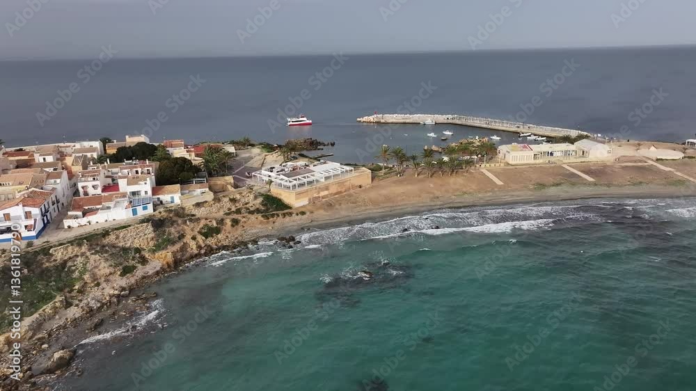 Isla de Tabarca en Santa Pola, Alicante, a vista de drone Isla de Tabarca en Santa Pola, Alicante, a vista de drone
