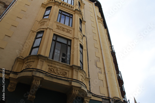 Obraz na płótnie habitation building in segovia in spain w salonie