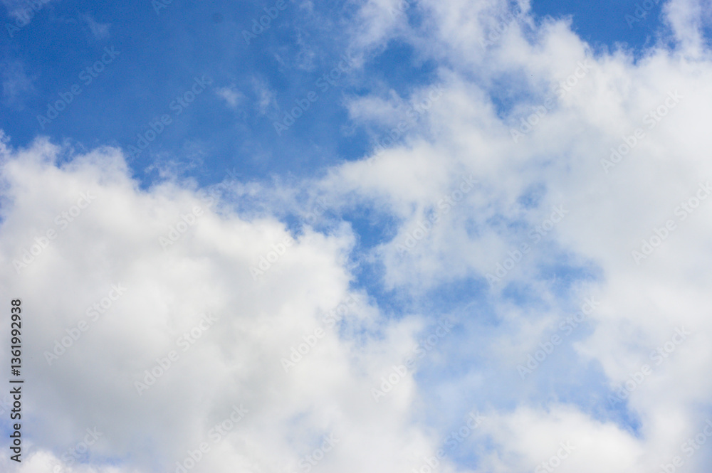 Obraz premium blue sky with clouds