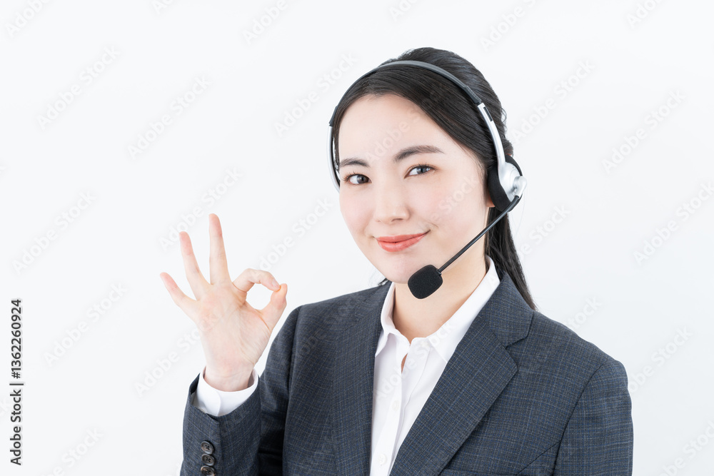 オペレーターの若い女性