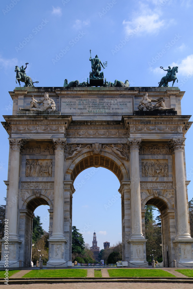 Fototapeta premium Arco della Pace in Milan, Italy