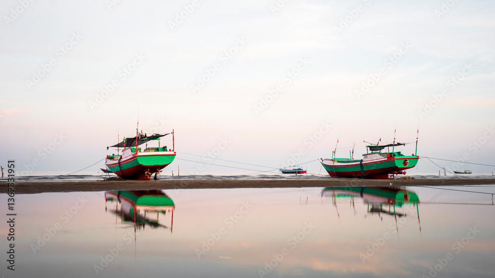 Fototapeta premium boats in the harbor