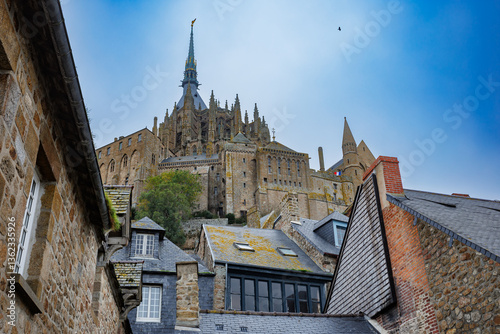 Obraz na płótnie Mont Saint-Michel, a famous island commune in Normandy, France w salonie