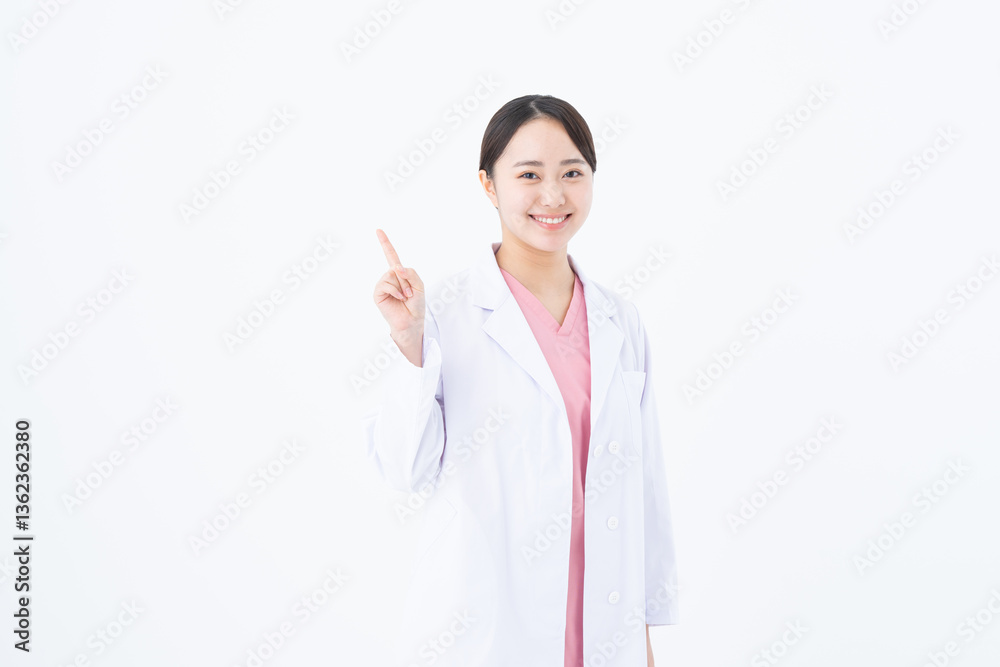 研修医の若い女性 研修医の若い女性