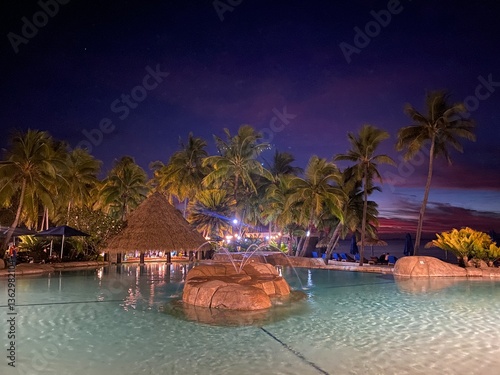 Obraz na płótnie pool at night w salonie