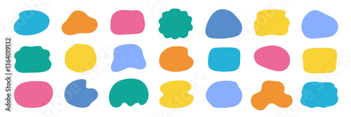 Organic shape round form set. Liquid organic blob curve background abstract shape frame. Doodle abstract liquid blob, wavy different form. Soft round oval pattern background. Vector illustration