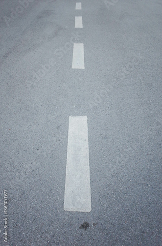 Obraz na płótnie asphalt road with marking lines w salonie