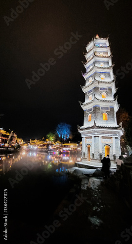 Obraz na płótnie Beautiful night view of fenghuang w salonie
