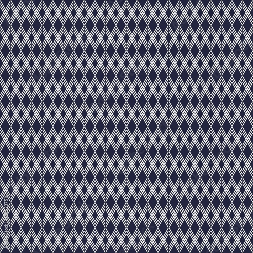 Overlapping Diamond Lattice Pattern