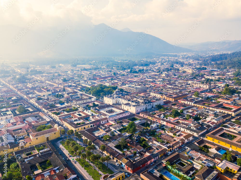 Fototapeta premium Panoramic view of the city of Antigua Guatemala, Guatemala, with mountains in the background.