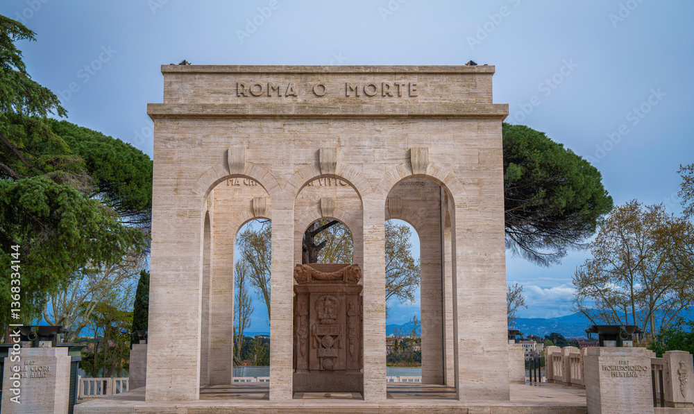 Obraz premium Mausoleo Ossario Garibaldino – Monumental Memorial to Garibaldi’s Fallen on Janiculum Hill, Rome, Italy