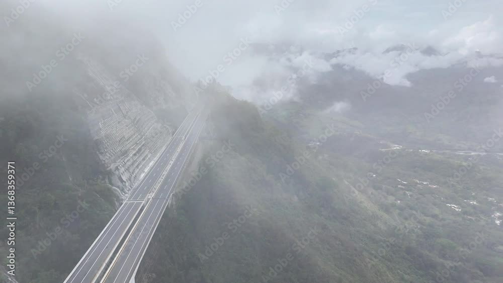 Video aéreo realizado con drone sobre la nueva vía que pertenece a la 