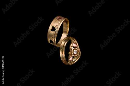 old worn out black hills gold wedding ring ring with diamonds flower leaf designs a test of time and commitment marriage divorce love 