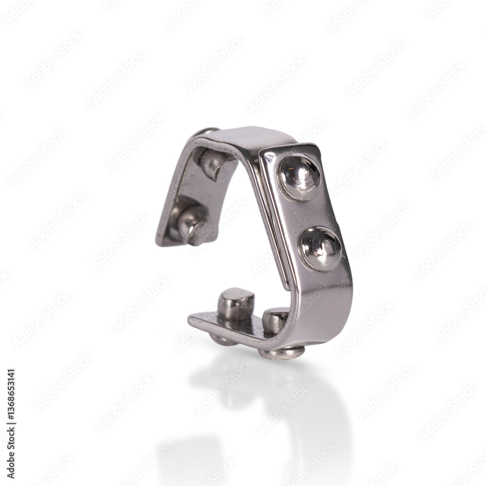 Obraz premium turquoise bracelet, metal bracelet, bracelet on green background, bracelet, photography, fashion, jewelry, arts culture and entertainment, one person, females, no people, indoors, customer, enjoyment,