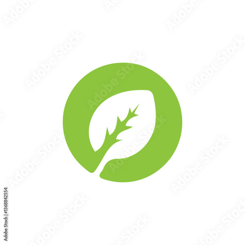 Leaf Silhouette in Green Circle, Organic Icon, eco friendly logo, Nature Design, leaf in circle badge symbol