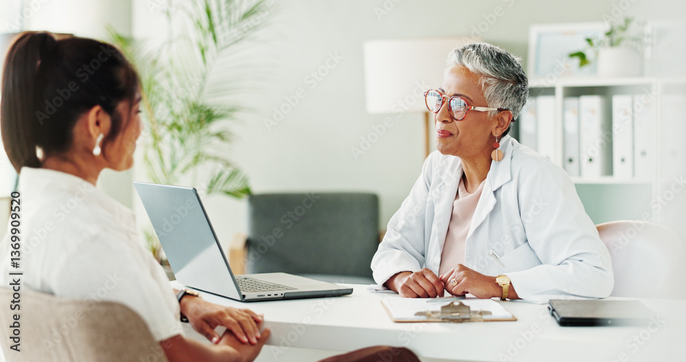 Obraz premium Appointment, healthcare or laptop with doctor and patient in office of hospital for consulting. Computer, conversation or medical with mature medicine professional and woman in clinic for treatment