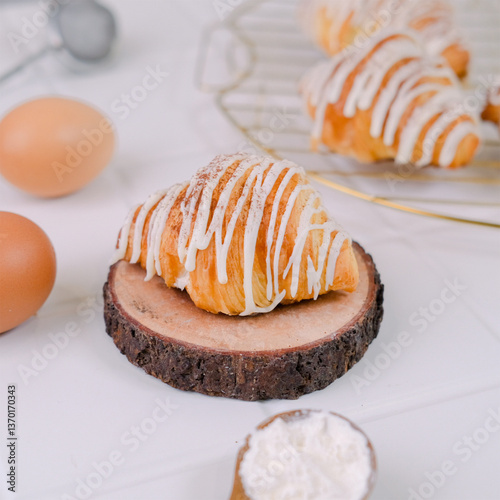 Mini Croissant Series, Mini Pastries Pastry 