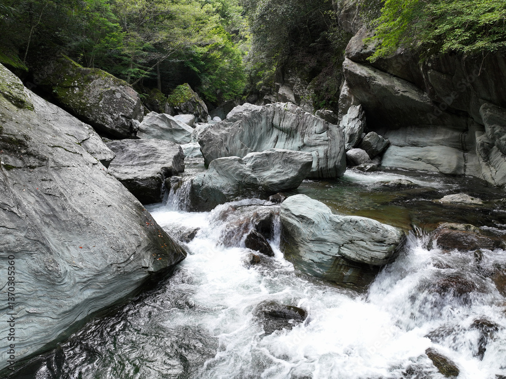 愛媛県西条市 三碧峡の風景