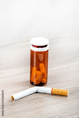 Obraz na płótnie Pills and Cigarette on the Table w salonie