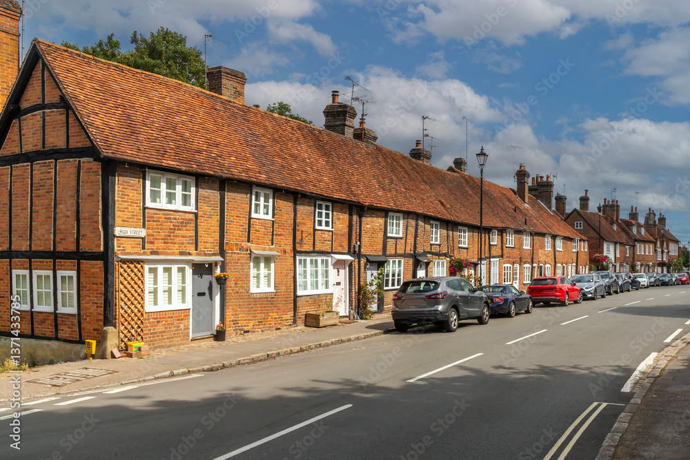 Grade II listed cottages in Amersham Old Town High STreet,