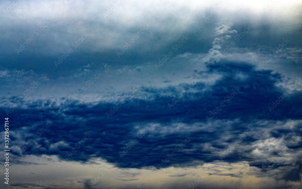 Obraz premium storm clouds in the sky