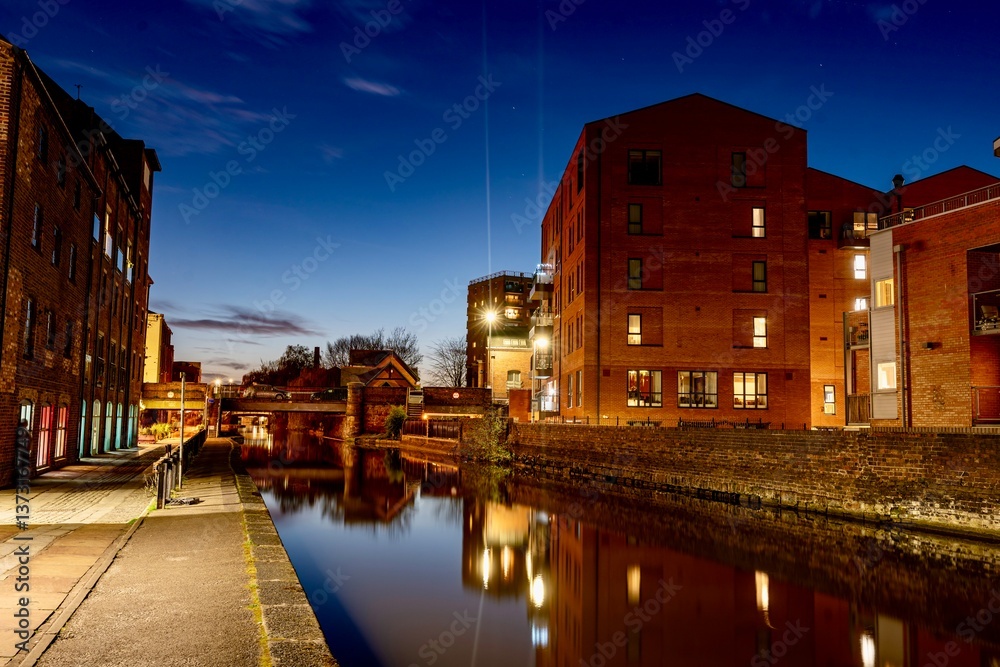 Naklejka premium The area near the canal in Chester, England on a beautiful spring night