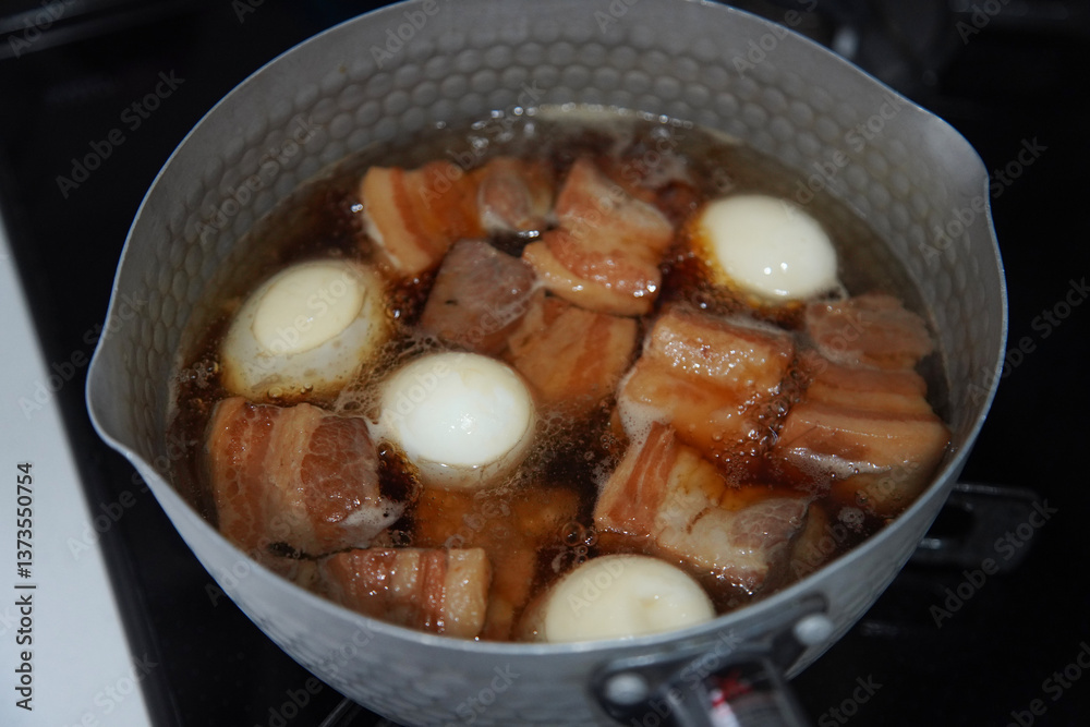 豚の角煮を作る様子 豚の角煮を作る様子