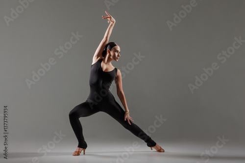 Εκτύπωση καμβά Dynamic dance solo