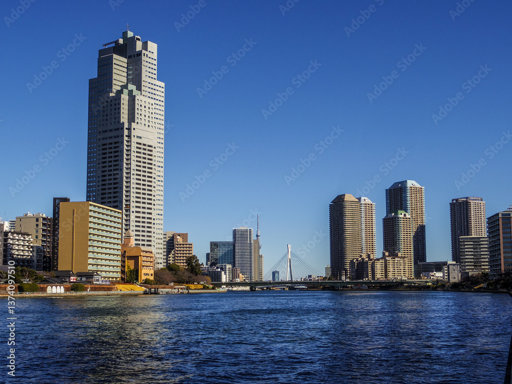 Fototapeta premium 【東京都】佃島と隅田川