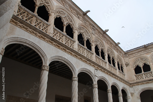 Obraz na płótnie medieval hall (san gregorio college) in valladolid in spain w salonie