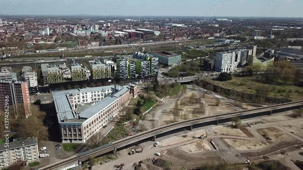 La ville de Lille vue de haut  au printemps