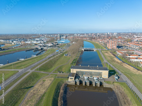 Pijnacker-Hordijk gemaal pumping station at the Gouwe Canal in Gouda photo