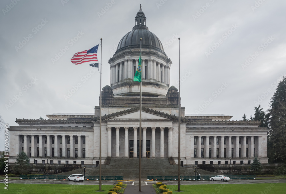 Obraz premium Olympia, USA (WA) - 3/21/2025: Washington State Capitol Legislative Building Temple of Justice