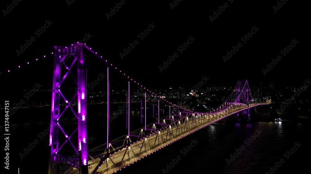 Ponte Hercílio Luz Florianópolis Noite - Roxa/Lilas