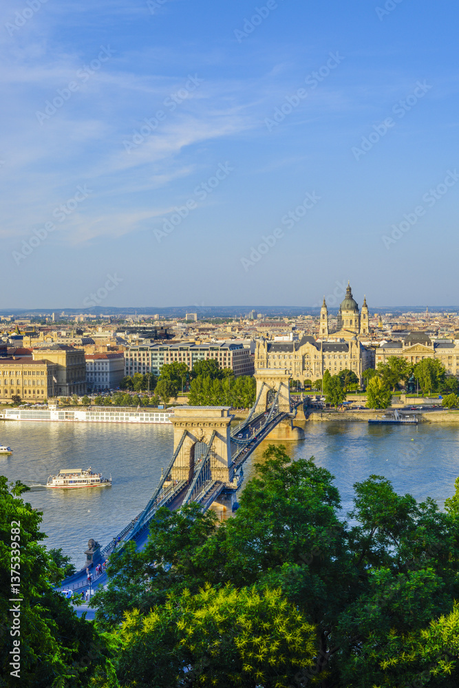 Obraz premium Budapest, Kettenbrücke, Ungarn