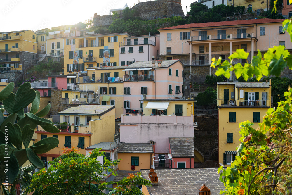 Fototapeta premium Colorful Architecture of Riomaggiore: A Coastal Gem in the Cinque Terre