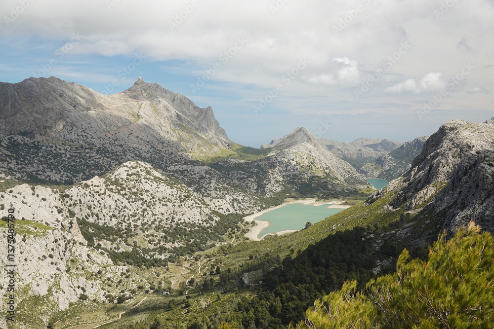 Fototapeta premium Panorama from the pick de L'ofre, Sierra de Tramuntana, Mallorca, Spain