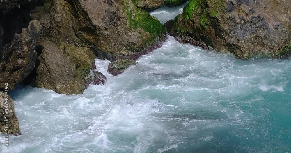beautiful waves crashing on rocks beautiful waves crashing on rocks