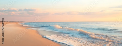 Panoramic View of Serene Sunrise Beach – Tranquil Ocean Waves and Golden Sand
