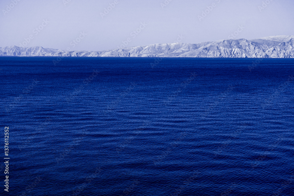 Novi Vinodolski, Kvarner Bucht, Kroatien, Blick auf Insel Krk
