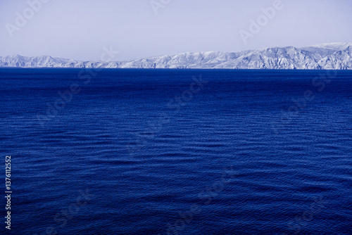 Novi Vinodolski, Kvarner Bucht, Kroatien, Blick auf Insel Krk