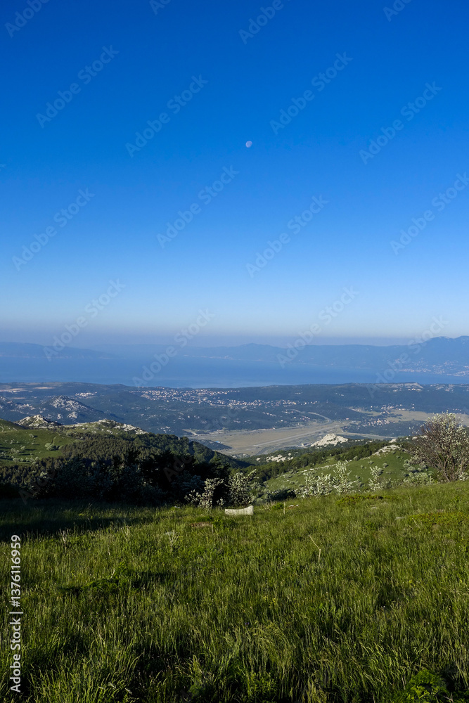 Blick nahe Rijeka zur Kvarner Bucht, Kvarner Bucht, Kroatien