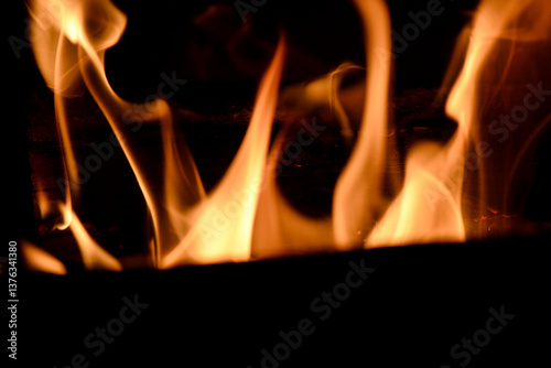 Obraz na płótnie Feuer im Kamin, Ofen w salonie