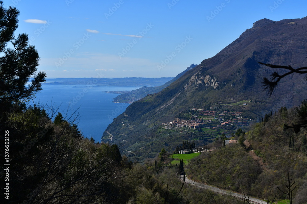 Schöne Landschaft bei Tignale oberhalb vom Gardasee