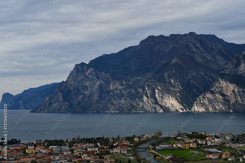 Blick von Nago zum Gardasee und zur Ponale